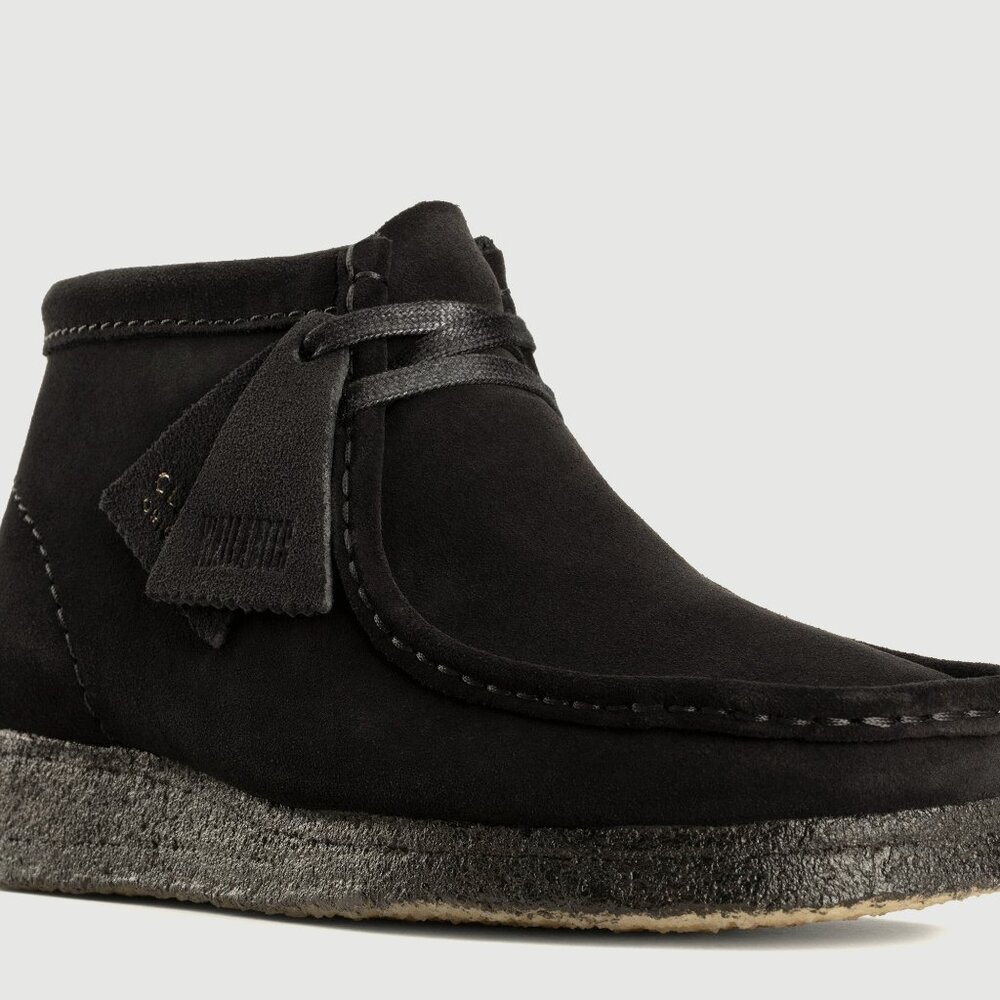 WOMEN’S CLARKS ORIGINAL WALLABEE BOOT “MADE IN VIETNAM” (BLACK SUEDE)